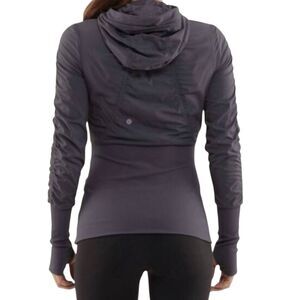 LULULEMON ATHLETICA Dance Studio (Reversible) Jacket in Coal Size 6
